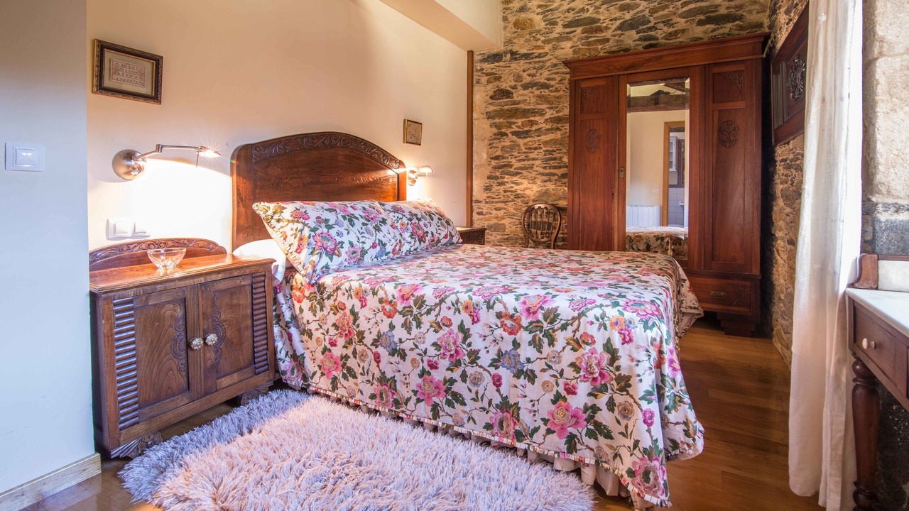 Photo of Bedroom in Monfero