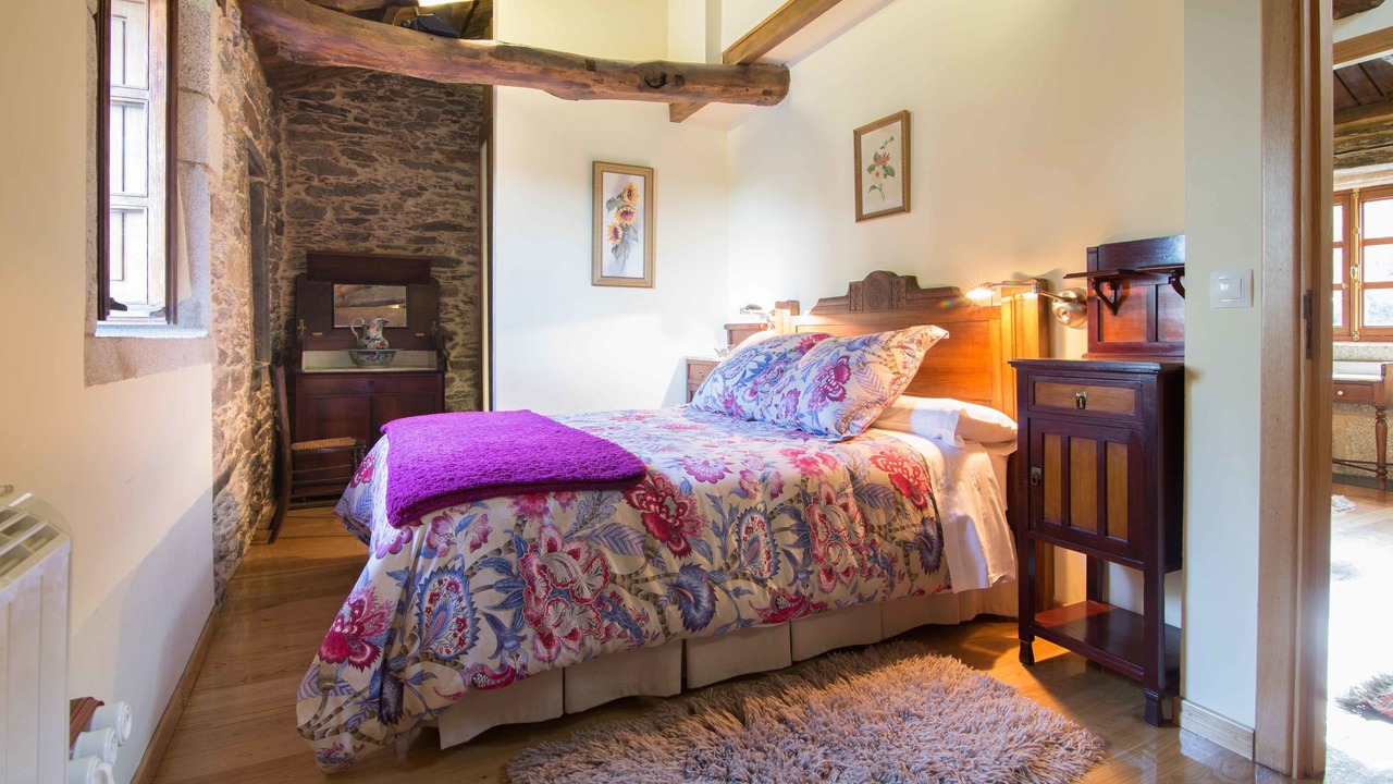 Photo of Bedroom in Monfero