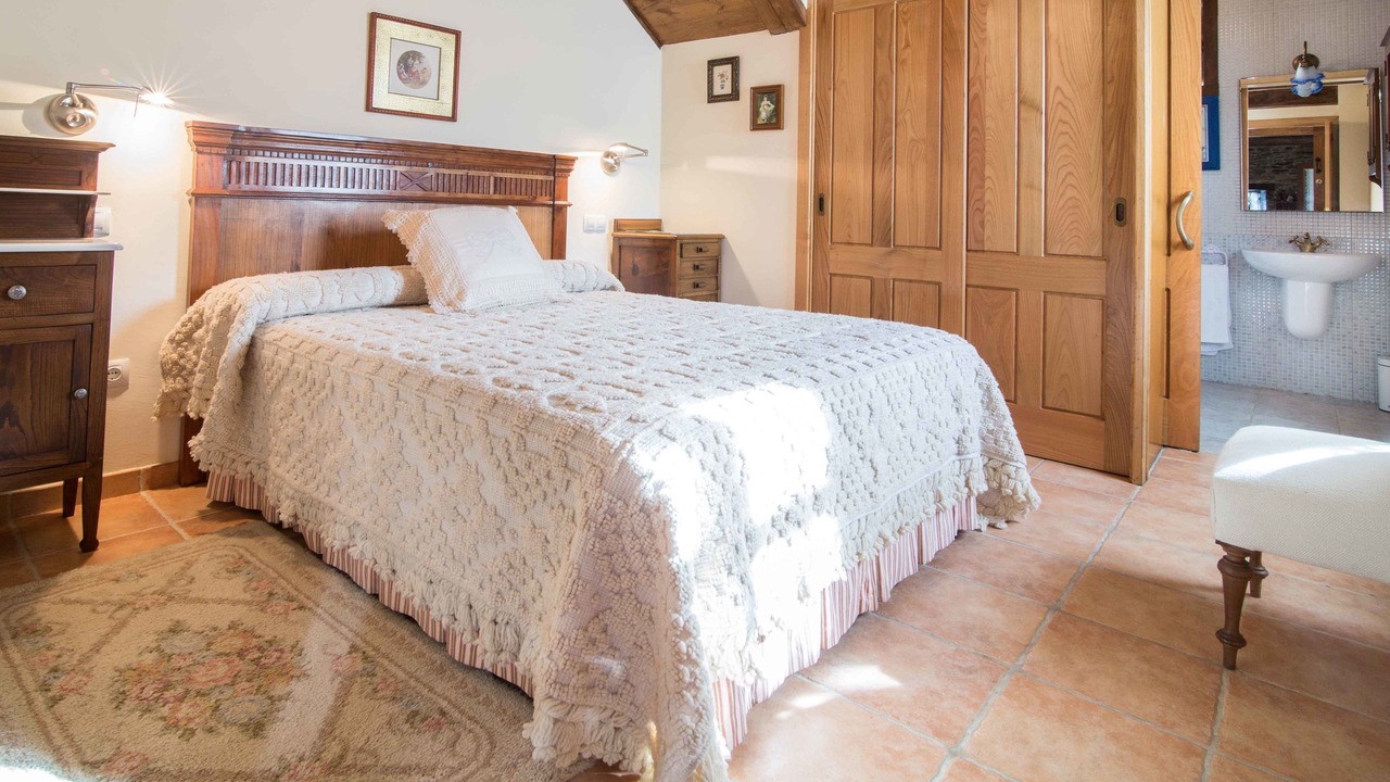 Photo of Bedroom in Monfero