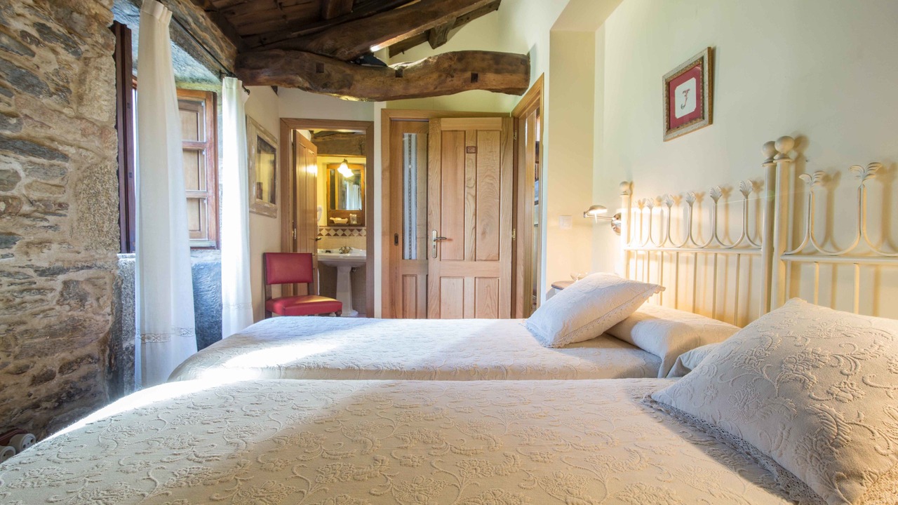 Photo of Bedroom in Monfero
