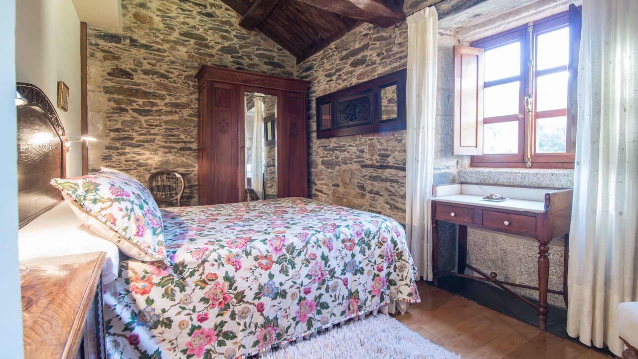 Photo of Bedroom in Monfero