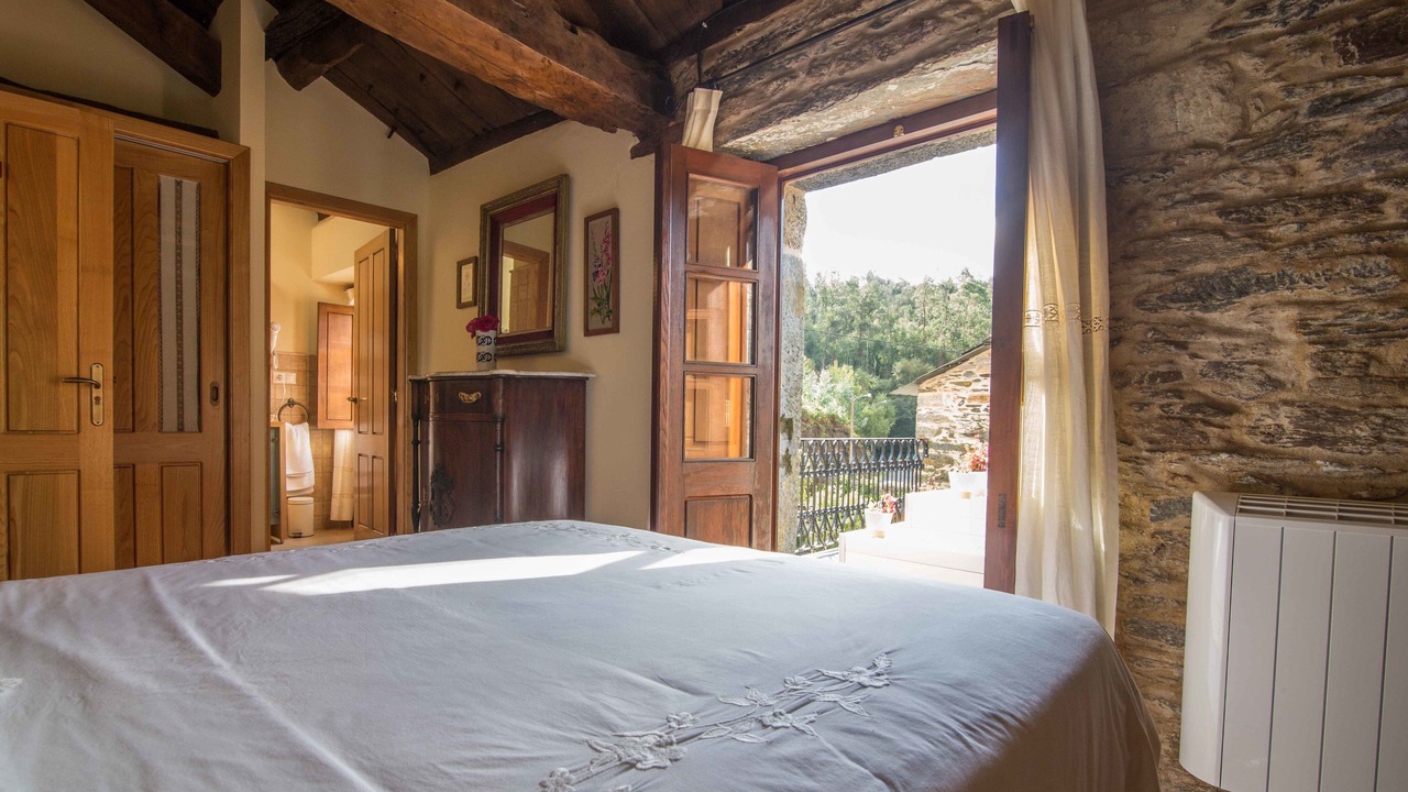 Photo of Bedroom in Monfero