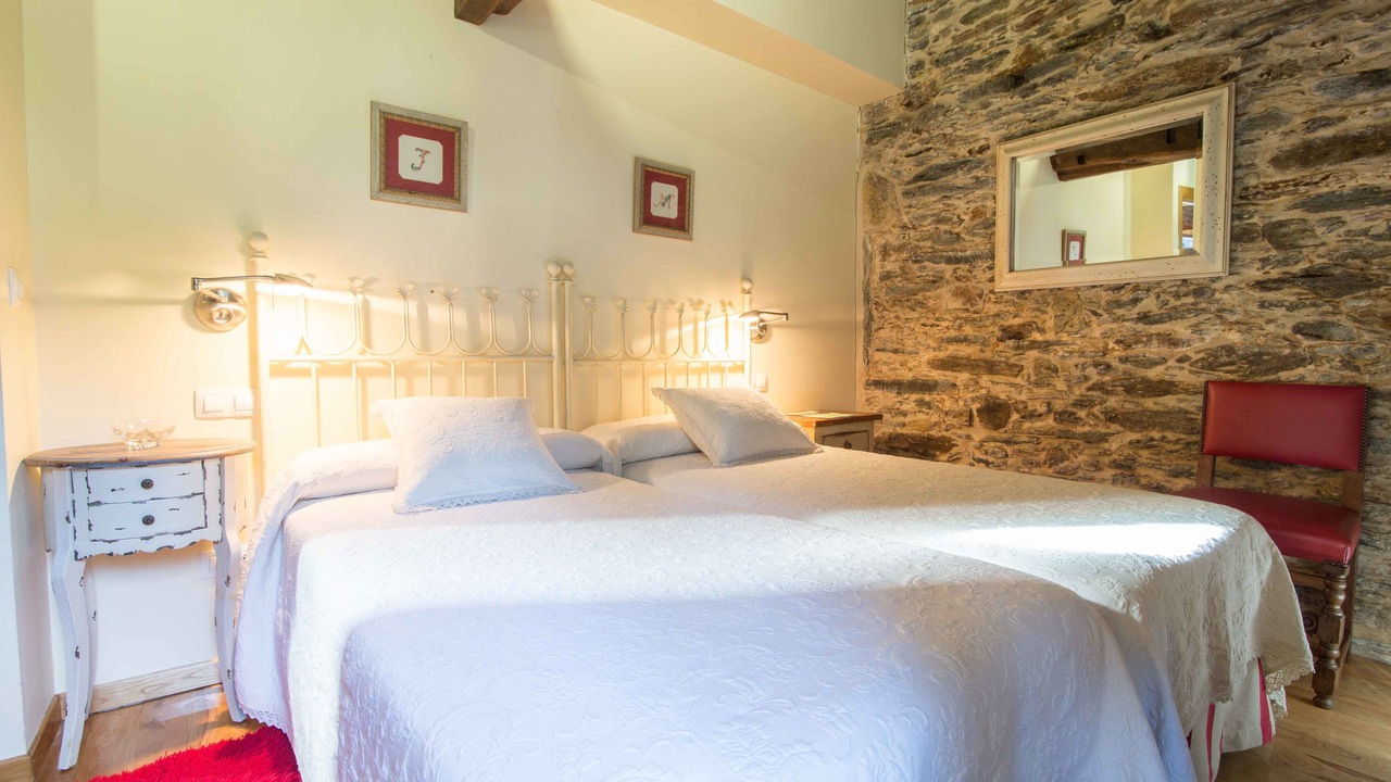 Photo of Bedroom in Monfero