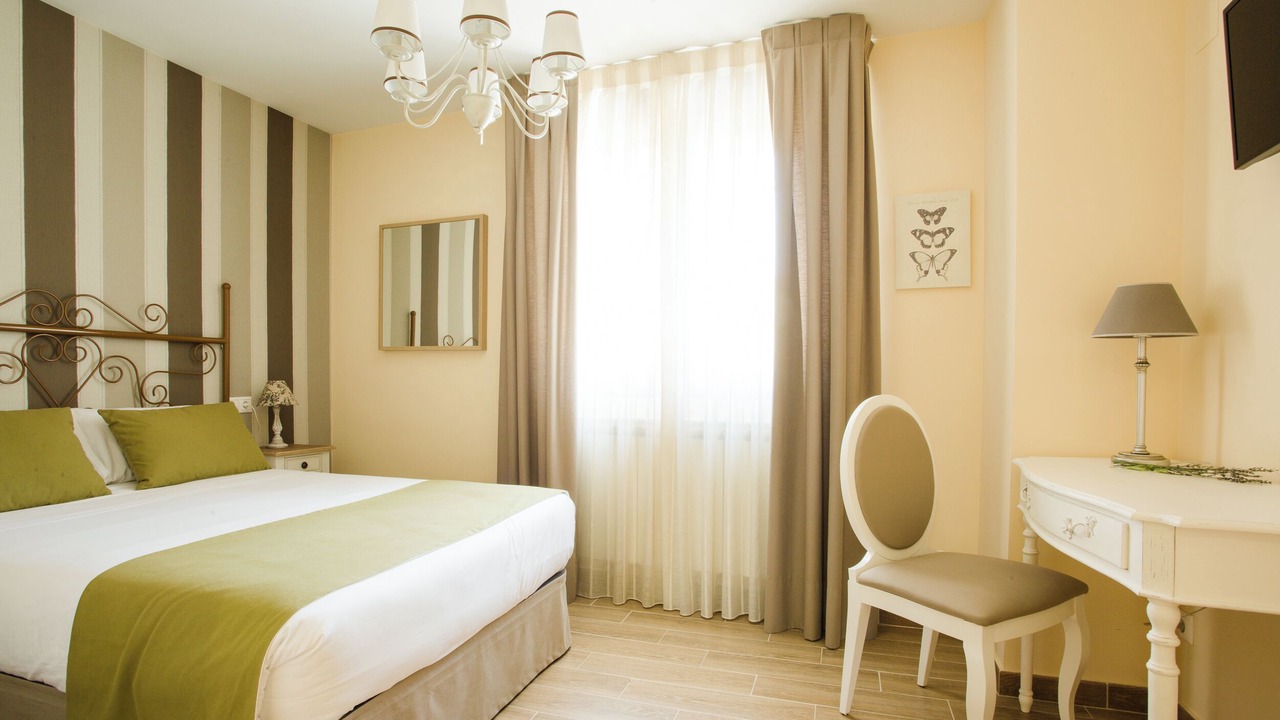 Photo of Bedroom in Santervas de la Sierra