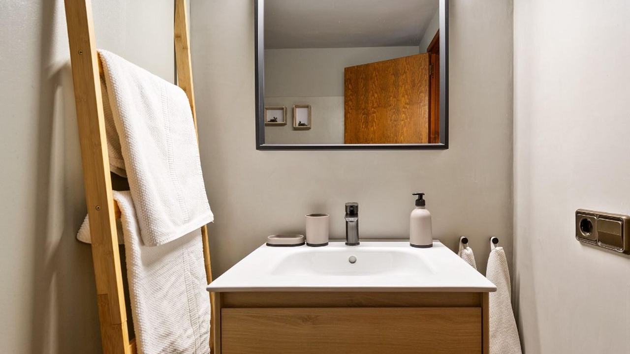Photo of Bathroom in Jafre