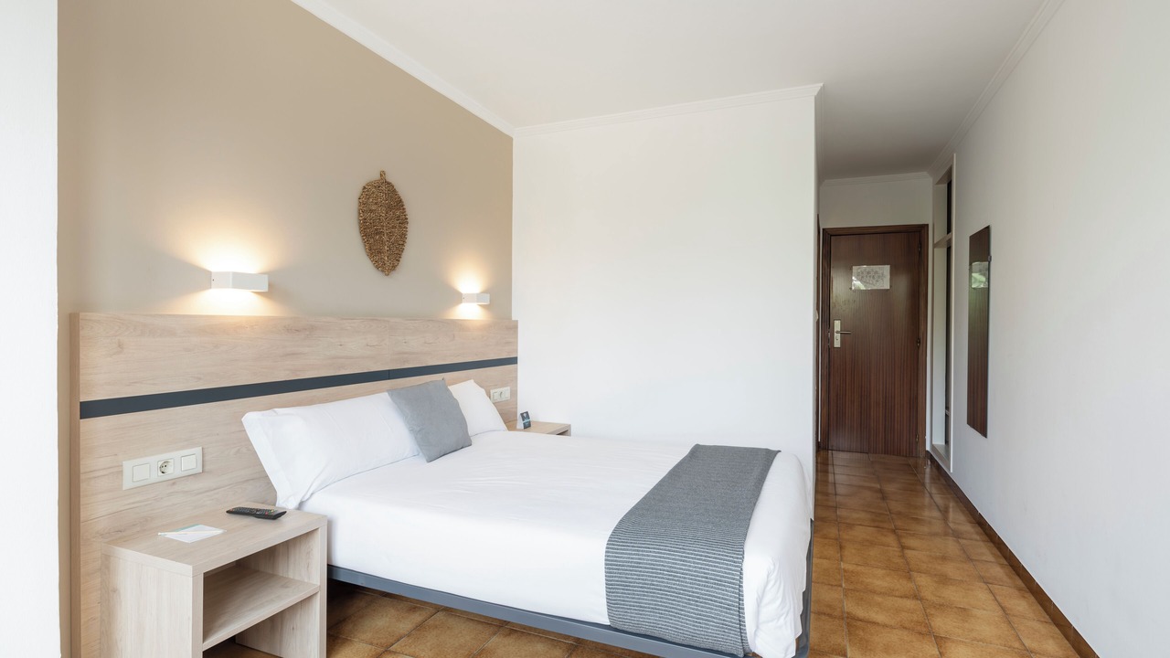 Photo of Bedroom in Ordes