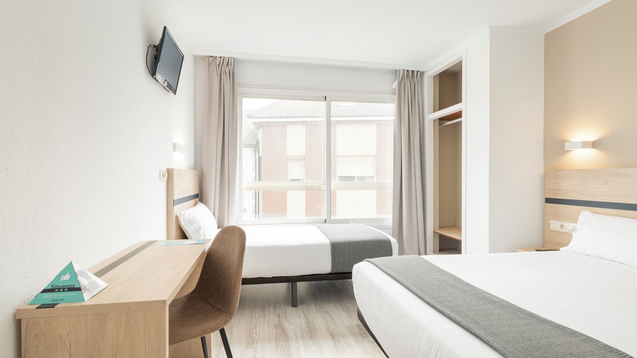 Photo of Bedroom in Ordes