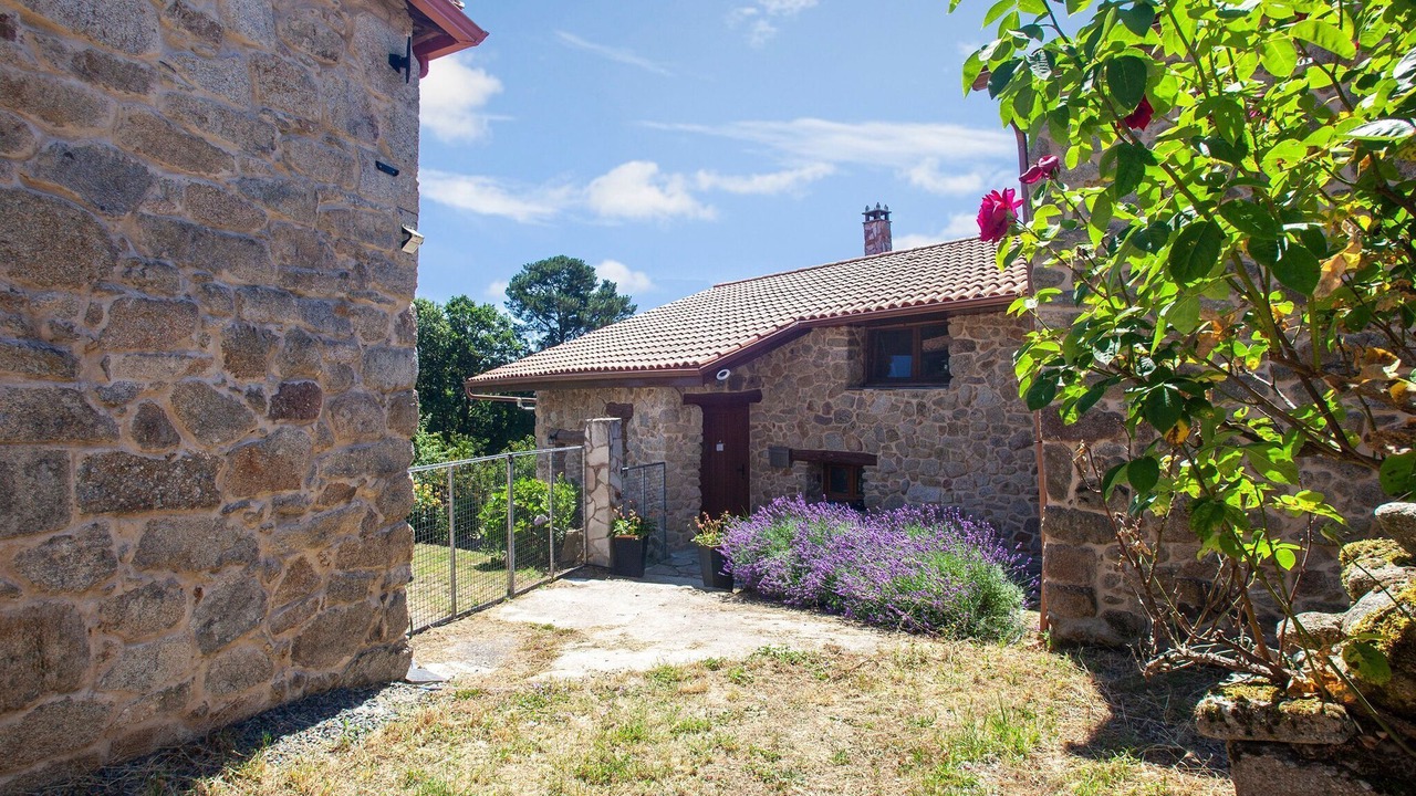 Photo of Outdoor in Panton