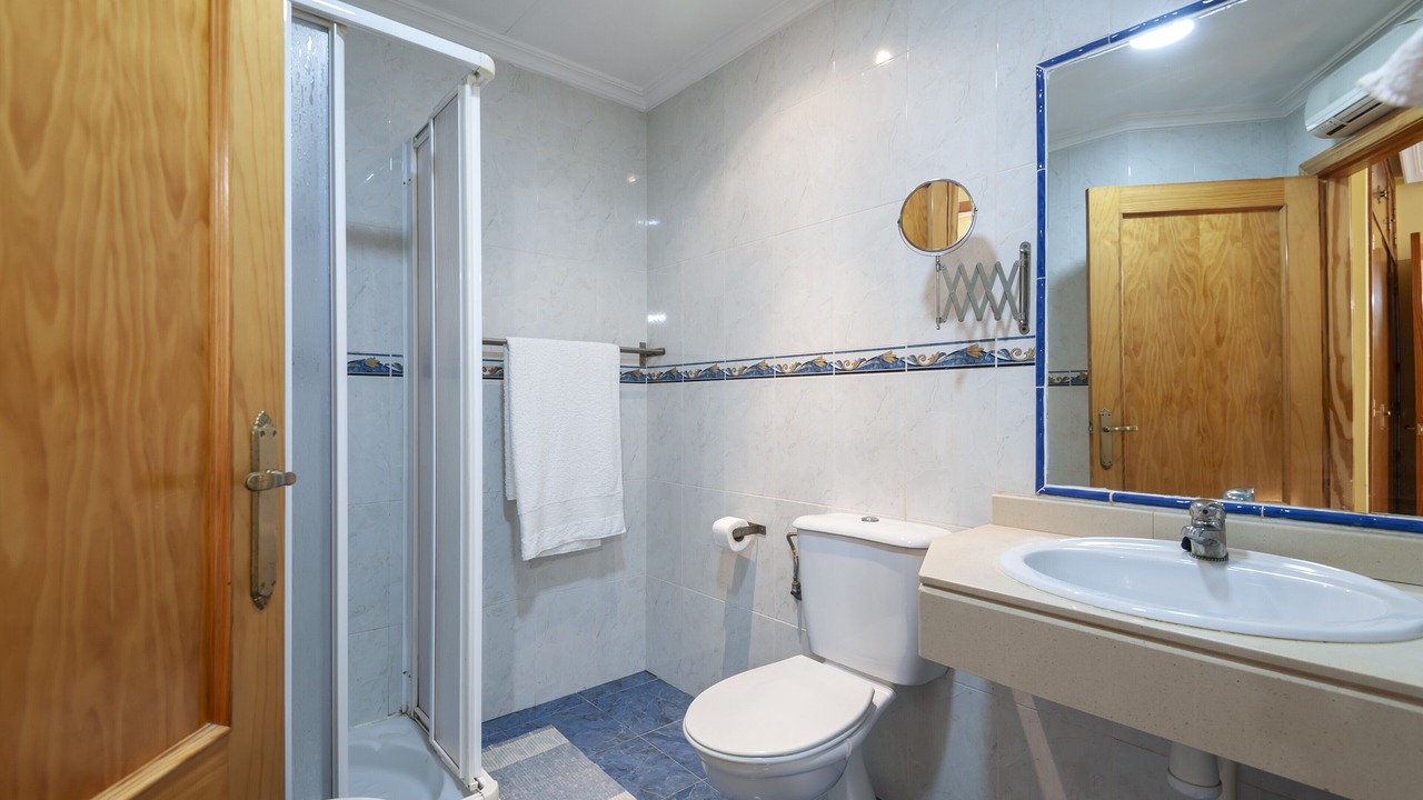 Photo of Bathroom in Puente De Genave