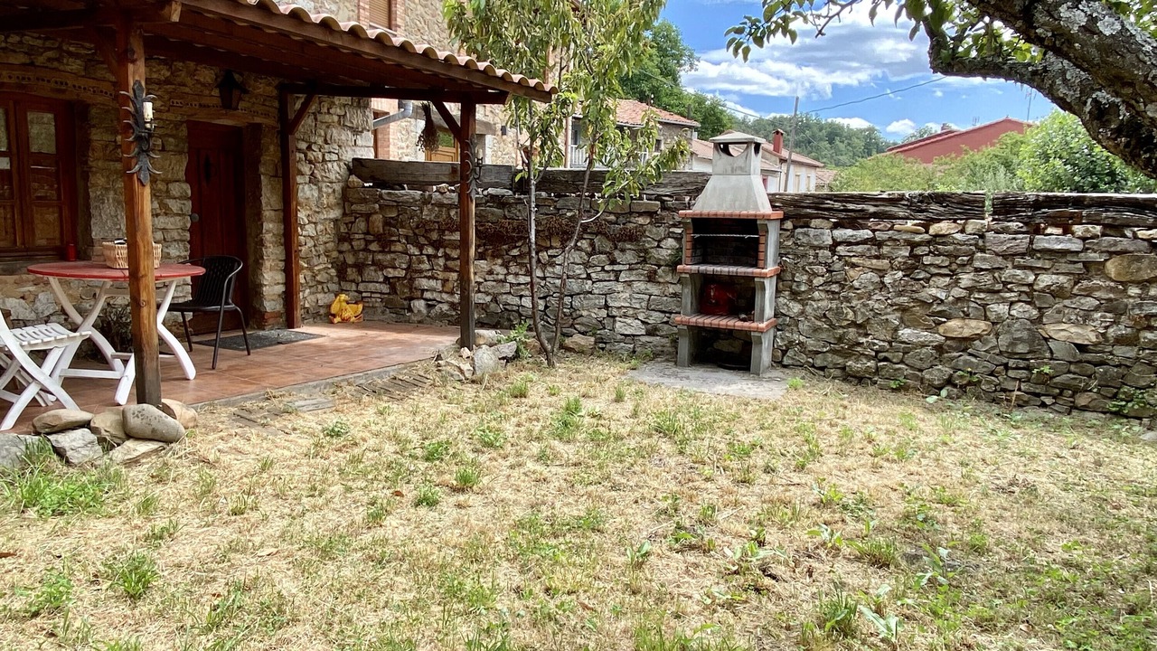Photo of Outdoor in La Pola de Gordon