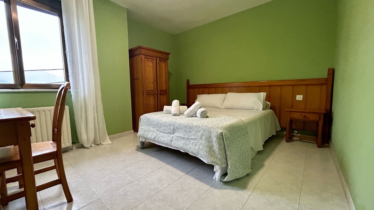 Photo of Bedroom in Somiedo