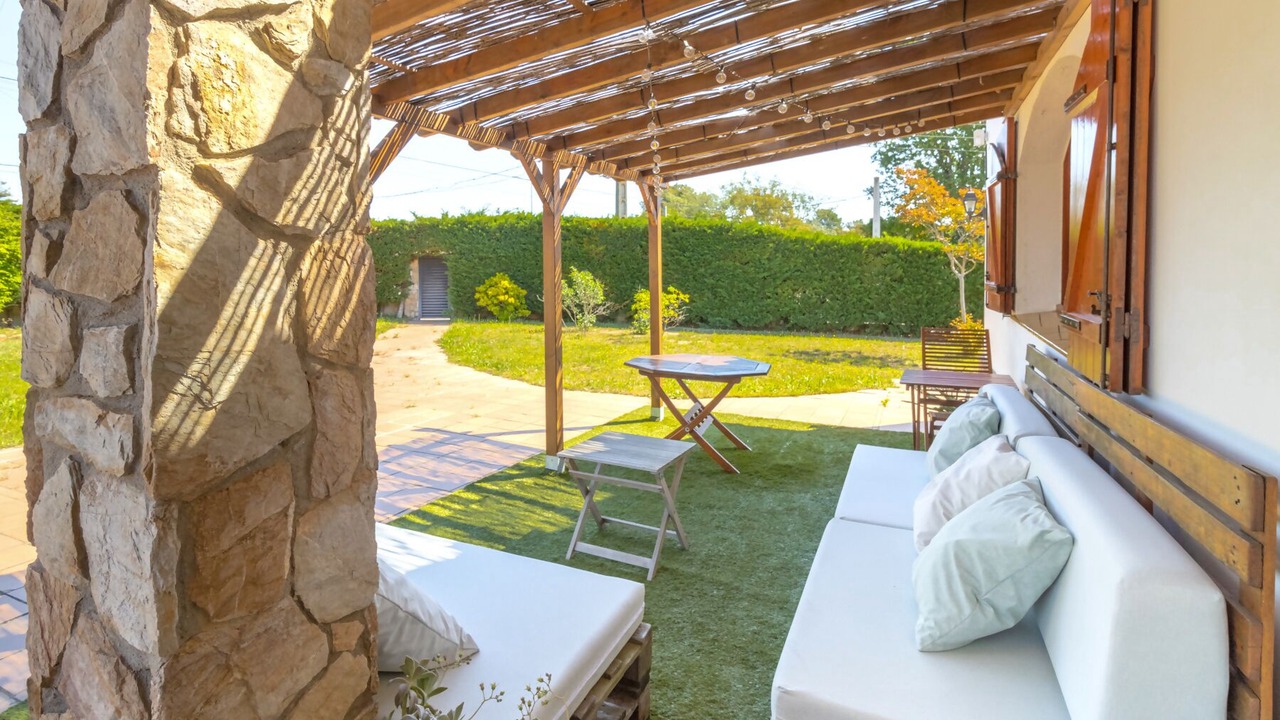 Photo of Patio Balcony in Can Carbonell