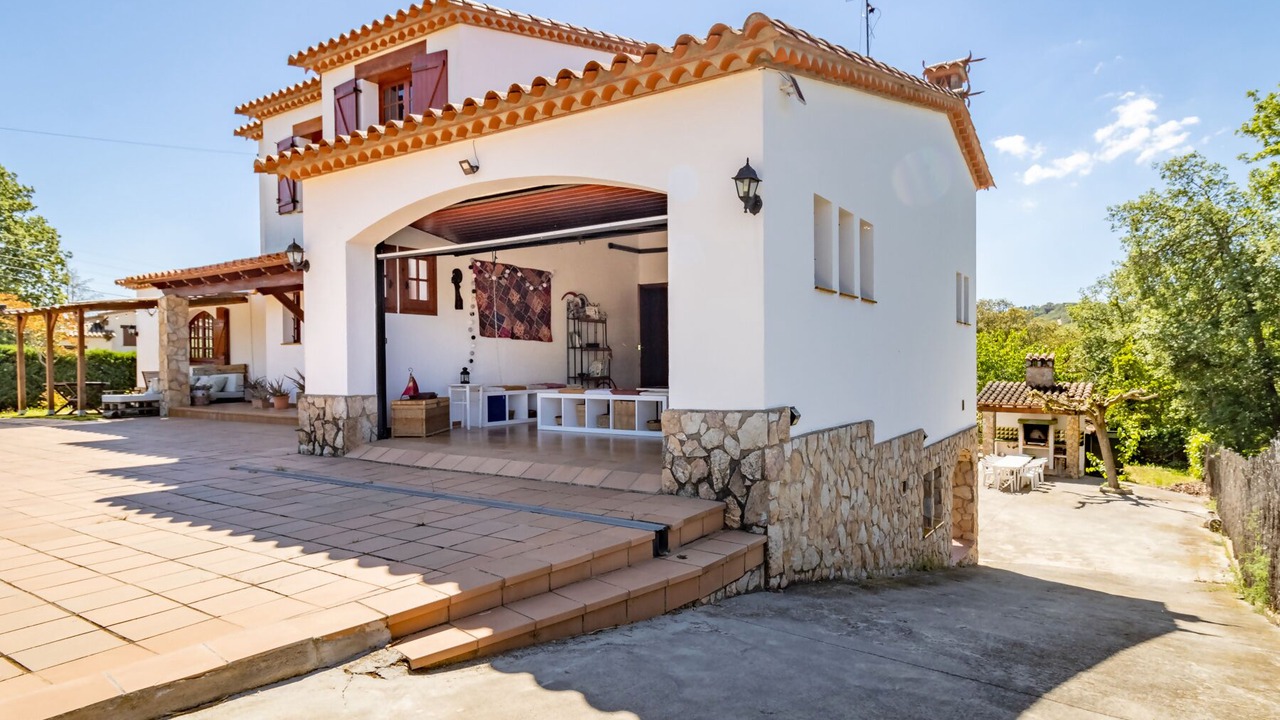Photo of Outdoor in Can Carbonell