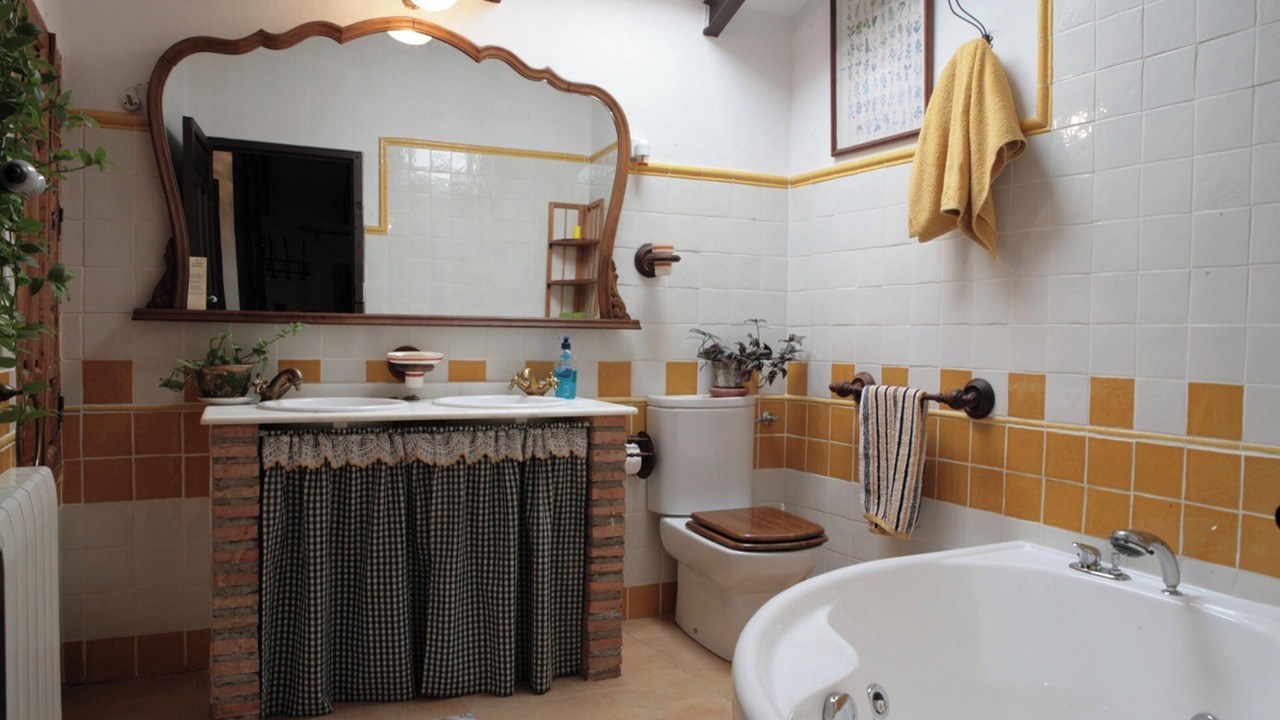 Photo of Bathroom in Sorihuela del Guadalimar