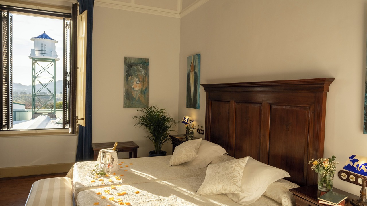 Photo of Bedroom in Naron