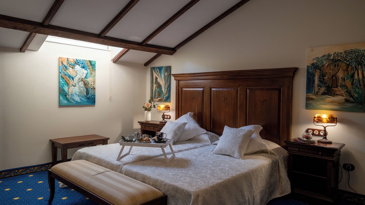 Photo of Bedroom in Naron