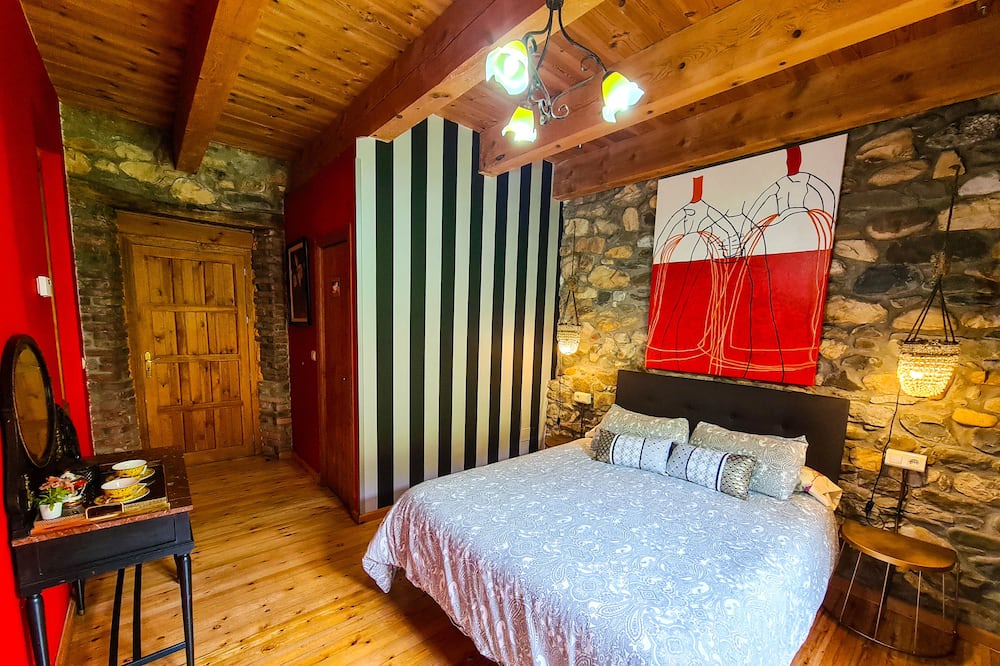 Photo of Bedroom in Matallana de Torio