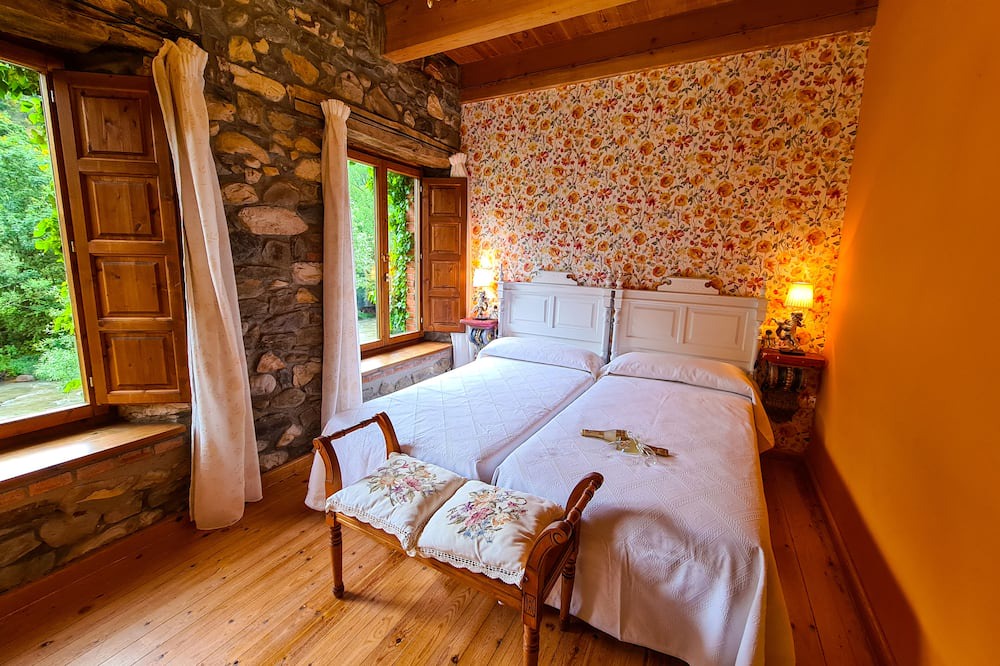 Photo of Bedroom in Matallana de Torio