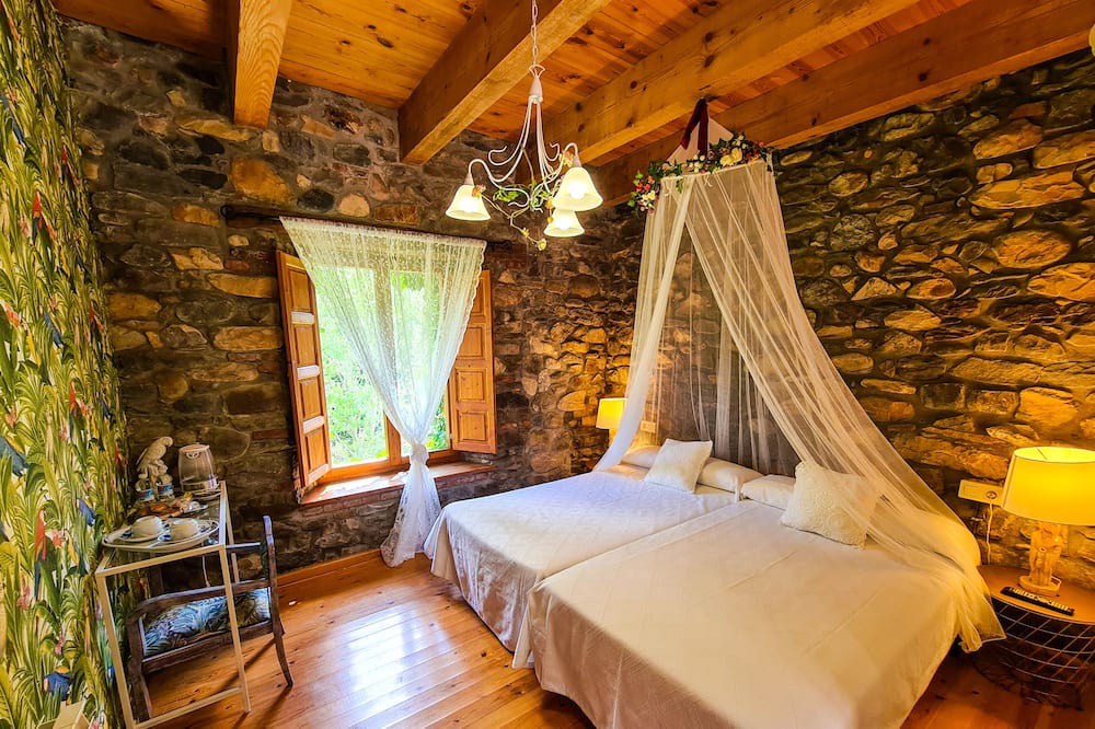 Photo of Bedroom in Matallana de Torio