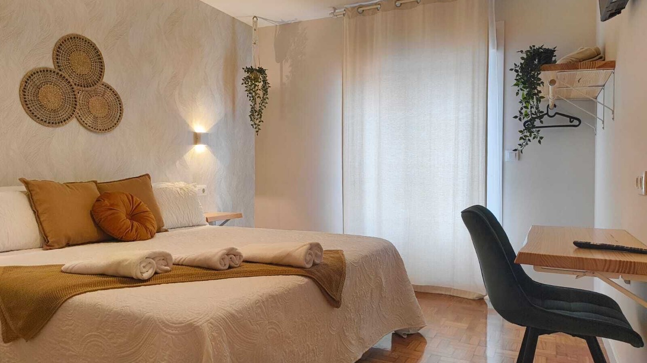 Photo of Bedroom in Padron