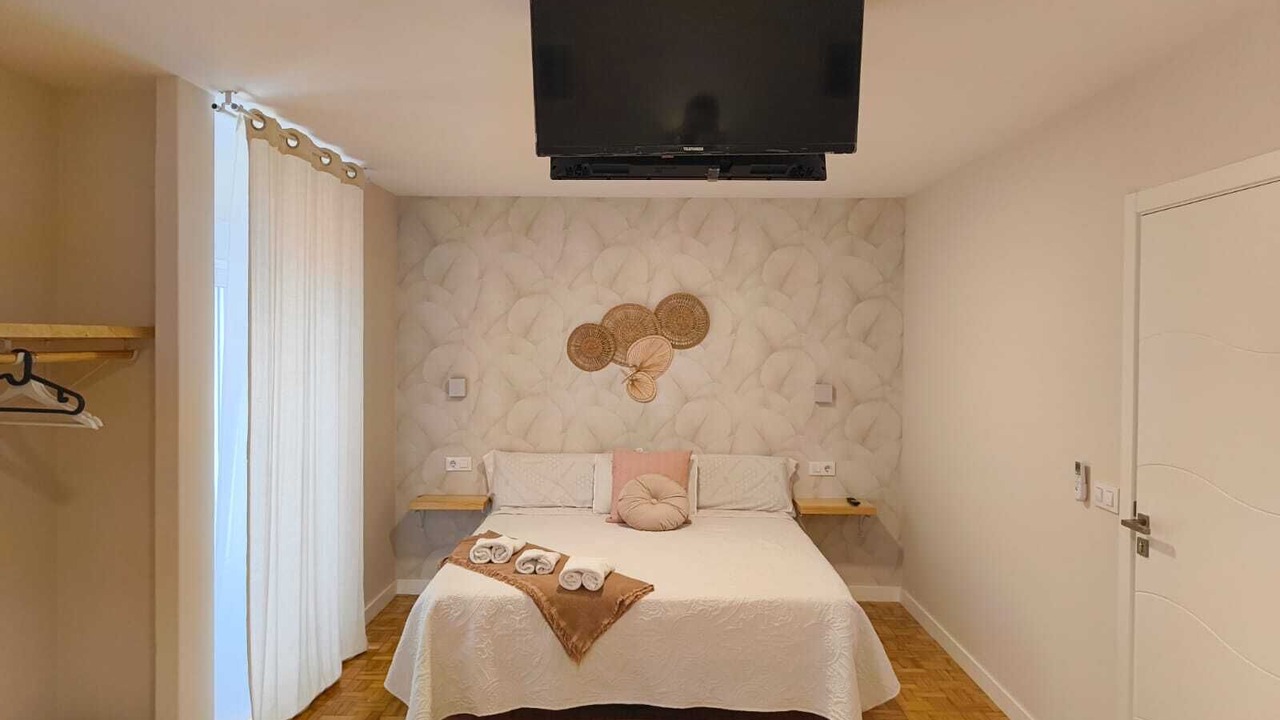 Photo of Bedroom in Padron