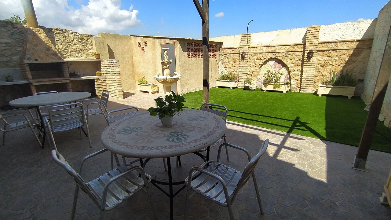 Photo of Outdoor in Gebas