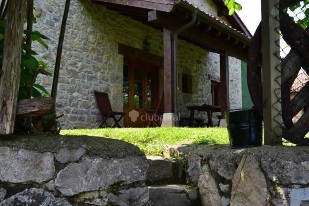 Photo of Patio Balcony in Bobia de Abajo