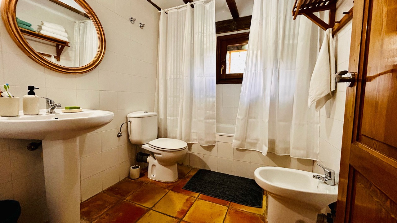 Photo of Bathroom in Yanguas