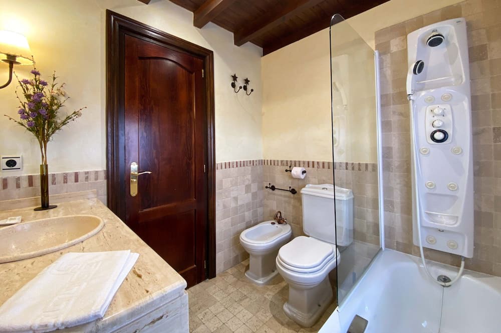 Photo of Bathroom in Sotillo del Rincon