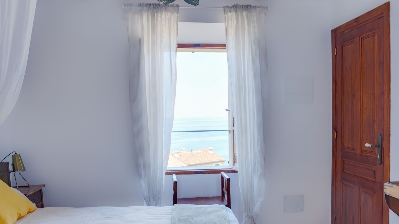 Photo of Bedroom in Banyalbufar