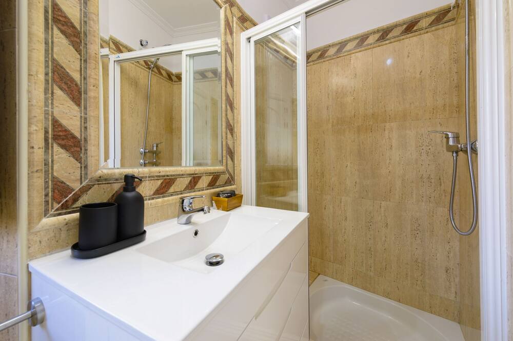 Photo of Bathroom in Avila