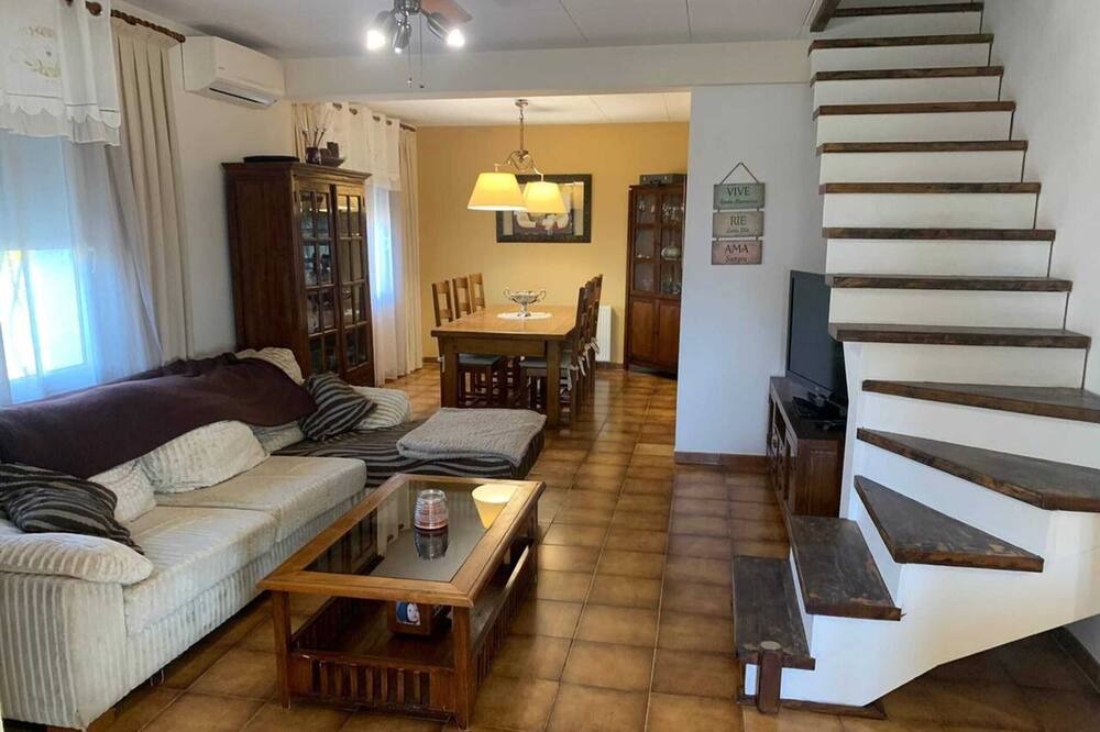 Photo of Livingroom in El Mas Isaac