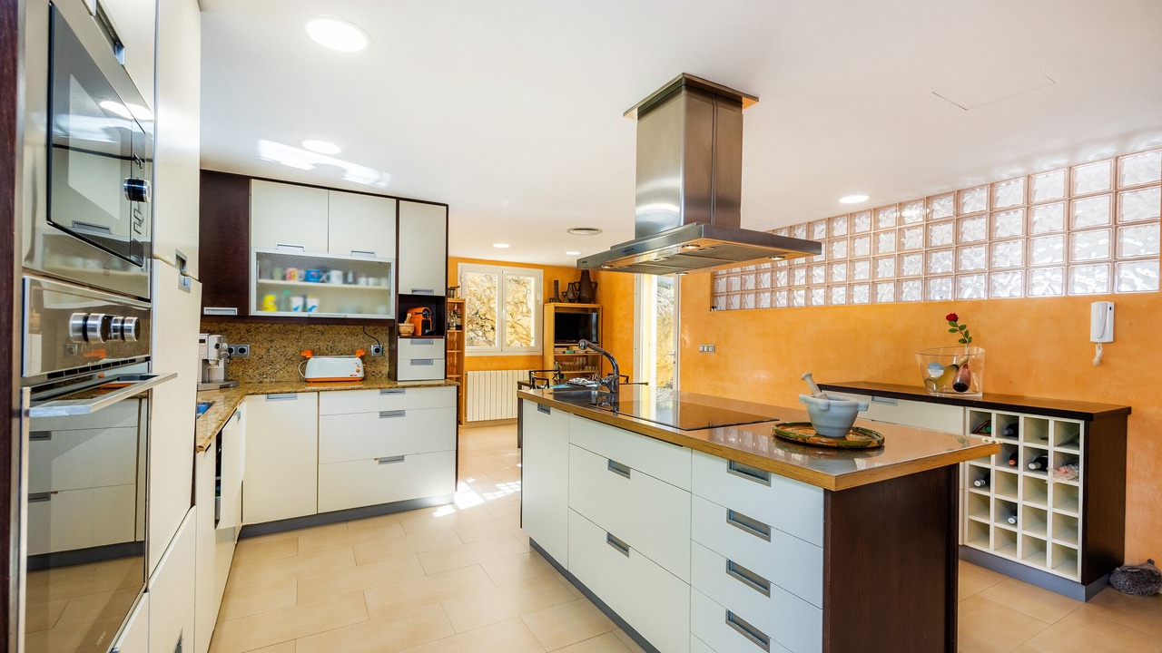 Photo of Kitchen in Portals Nous