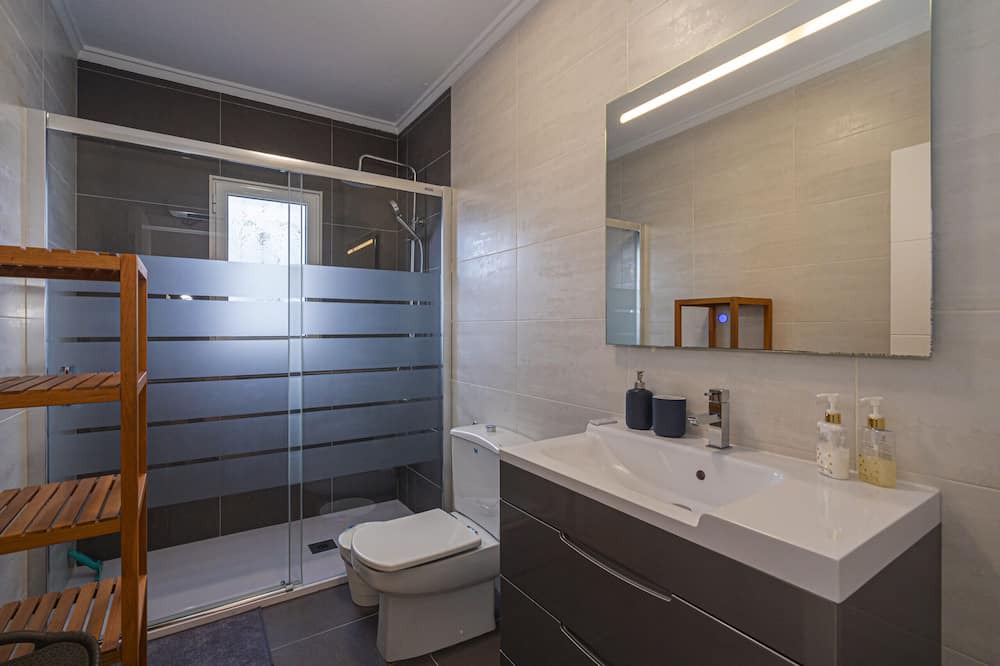 Photo of Bathroom in Quesada