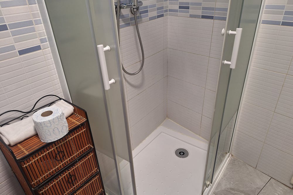 Photo of Bathroom in Alberite