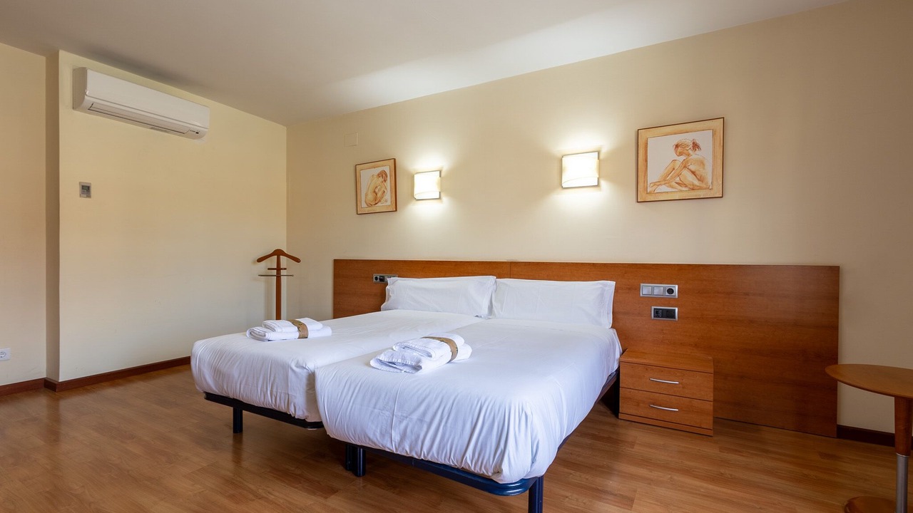 Photo of Bedroom in Toro