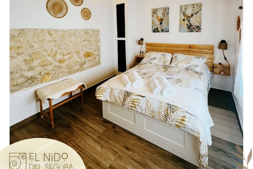 Photo of Bedroom in Pontones