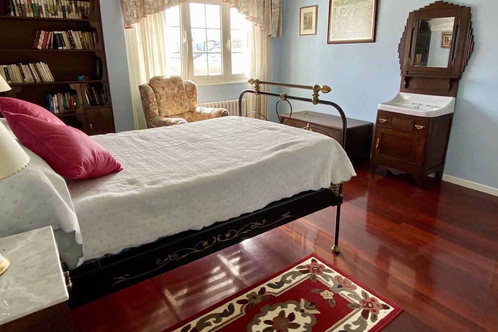Photo of Bedroom in Ortigueira