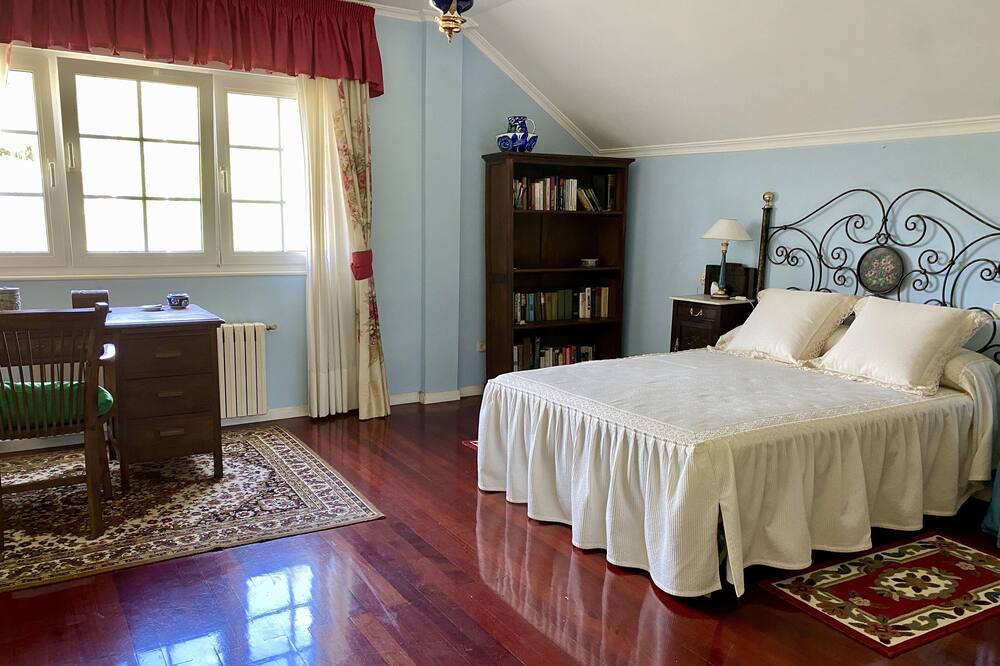 Photo of Bedroom in Ortigueira