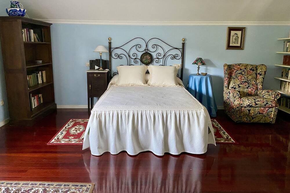 Photo of Bedroom in Ortigueira