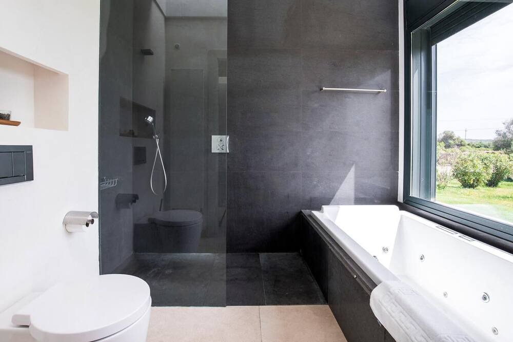 Photo of Bathroom in Es Canutells