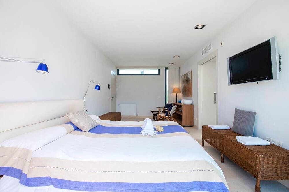 Photo of Bedroom in Es Canutells