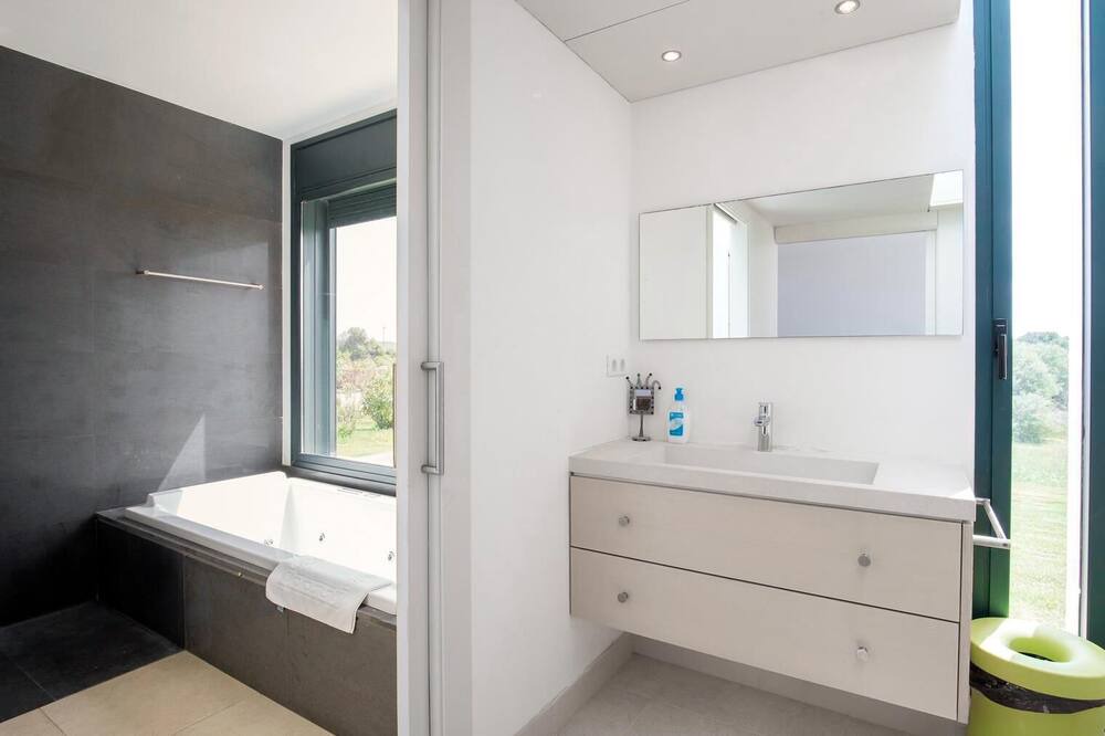 Photo of Bathroom in Es Canutells