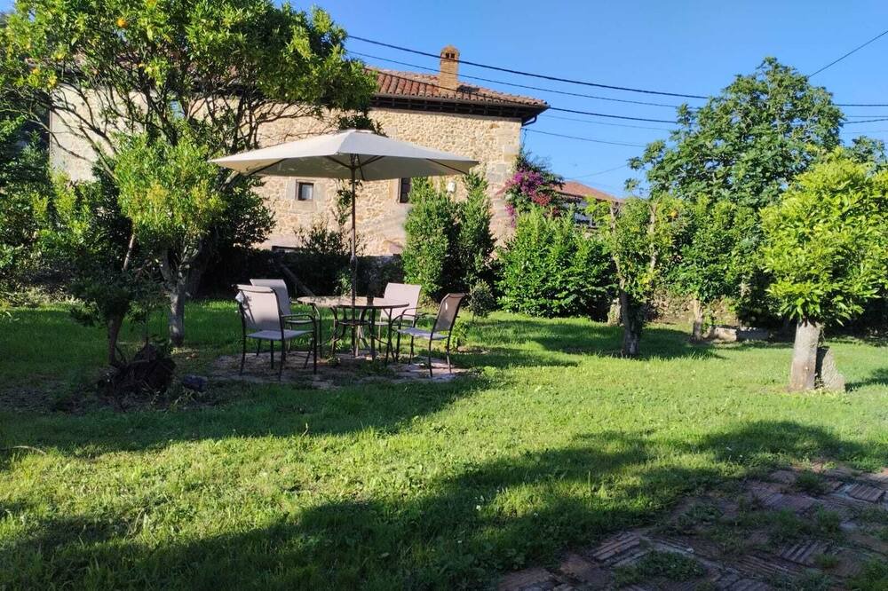 Photo of Outdoor in Novales