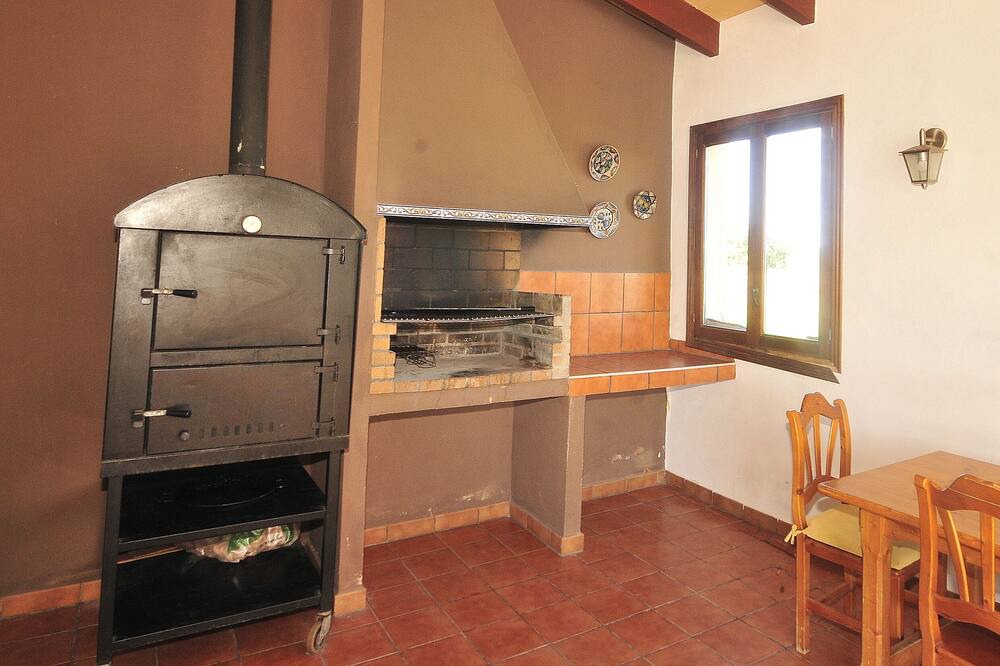 Photo of Kitchen in Maria de la Salut