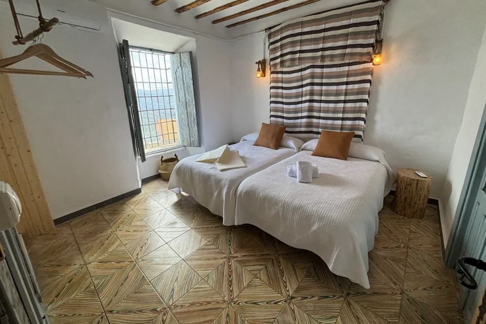 Photo of Bedroom in Iznatoraf