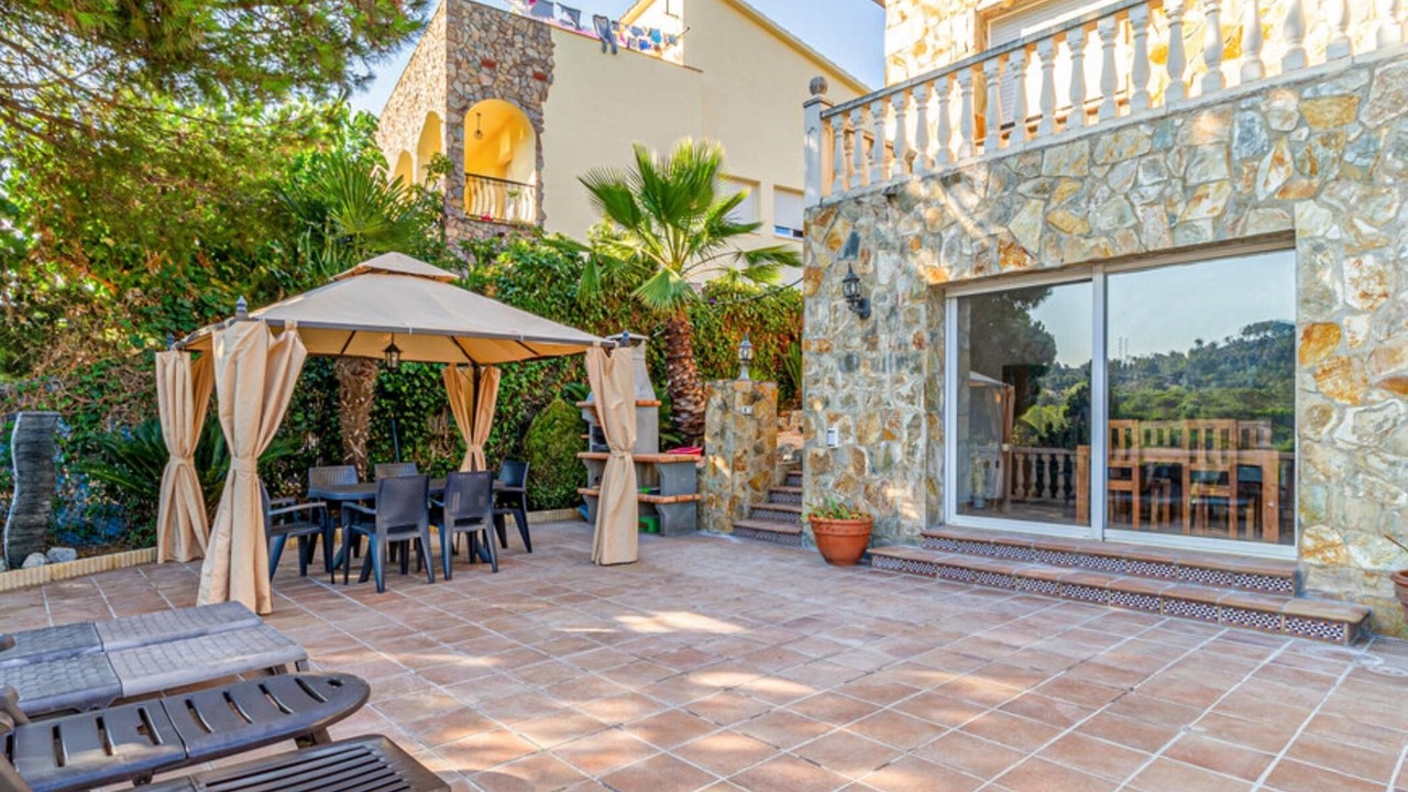 Photo of Patio Balcony in Palafolls