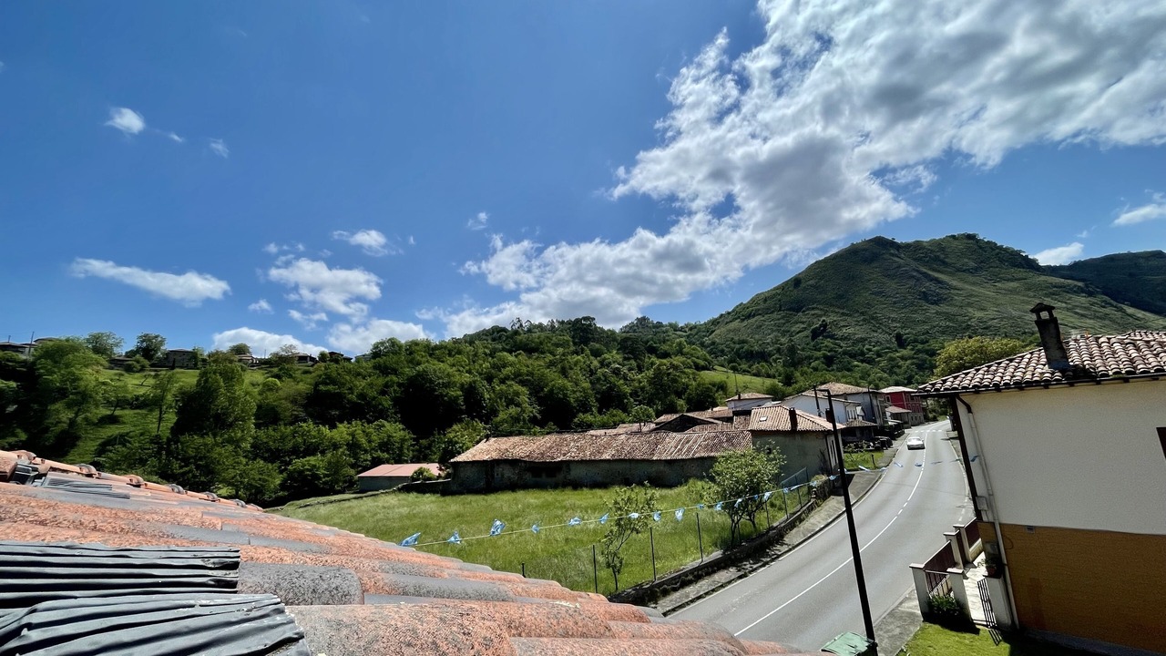 Photo of Outdoor in Mere