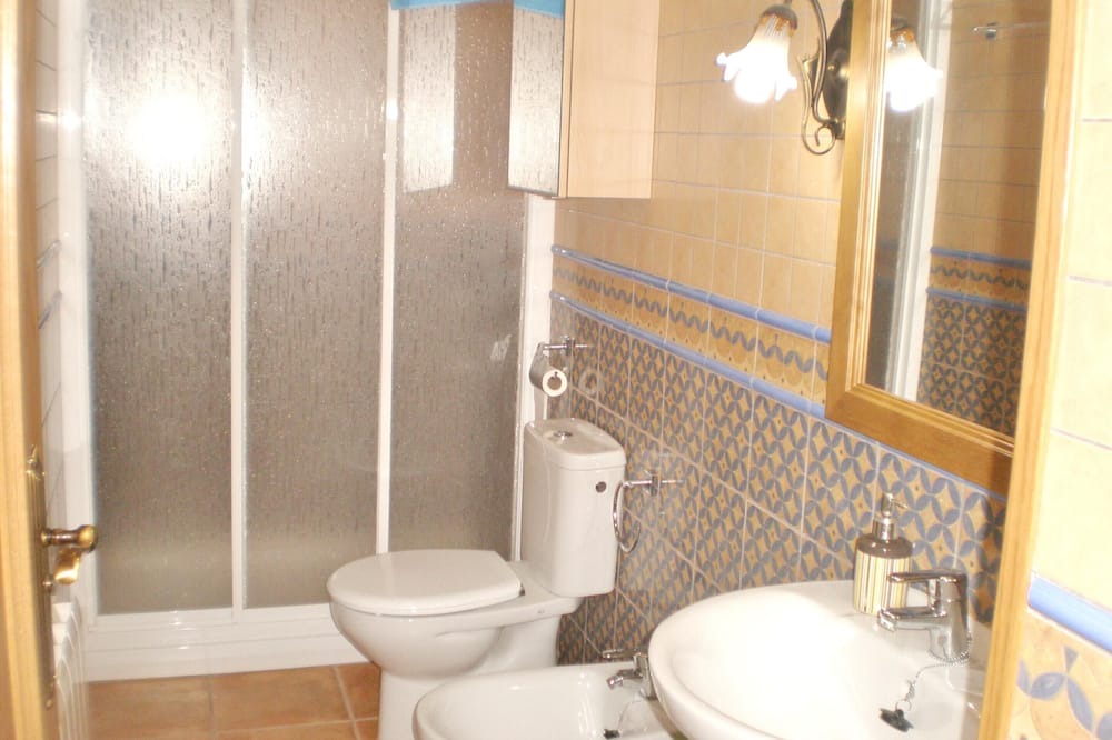 Photo of Bathroom in Castellar de Santiago
