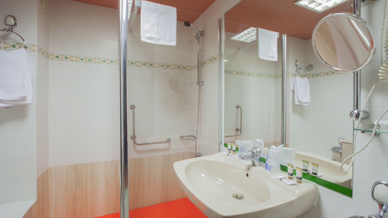 Photo of Bathroom in San Lorenzo de El Escorial